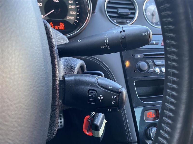 Peugeot RCZ 2,0 HDi 163HP KLIMA ZÁRUKA - fotka 20 z 27