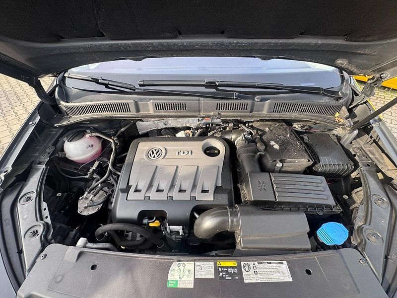 Volkswagen Sharan (2014) 2,0 TDI 130 KW ROZVODY 2. MAJ - fotka 41 z 45