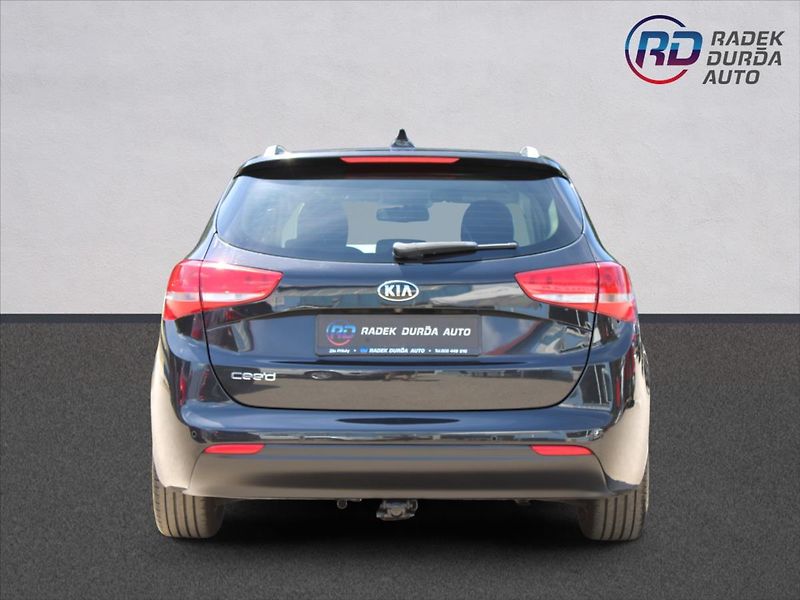 Kia Ceed 1,6 GDI  NOVÉ V ČR,TAŽNÉ,TOP - fotka 6 z 29