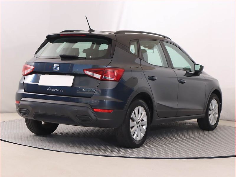 Seat Arona (2022) Xperience 1.0 TSI, Automat - fotka 5 z 20