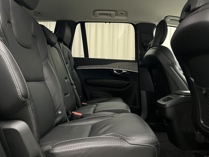 Volvo XC90 B5 AWD BRIGHT PLUS 7 MÍST AUT  - fotka 21 z 51