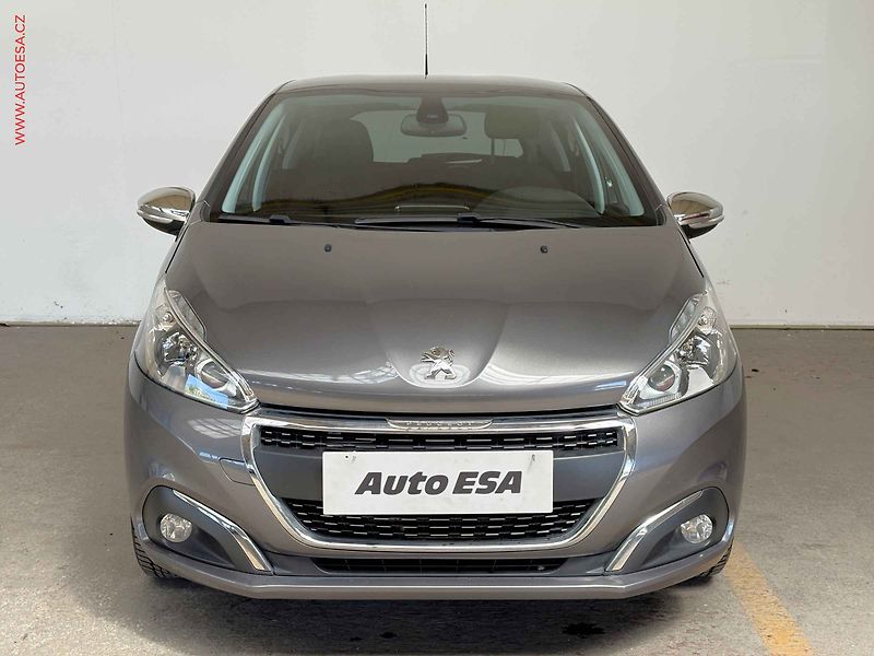 Peugeot 208 (2019) 1.2 PT, AC, temp - fotka 2 z 16