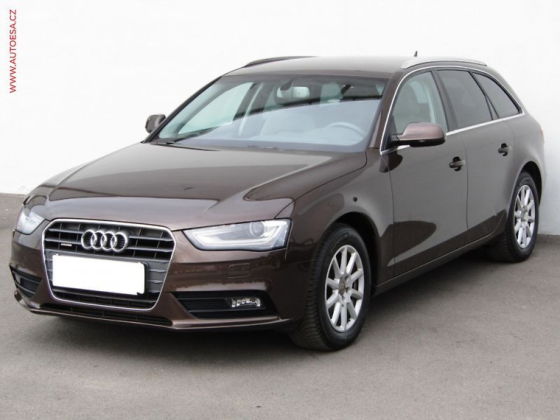 Audi A4 (2014) 2.0 TDi, AT, bixen, kůže - fotka 3 z 3
