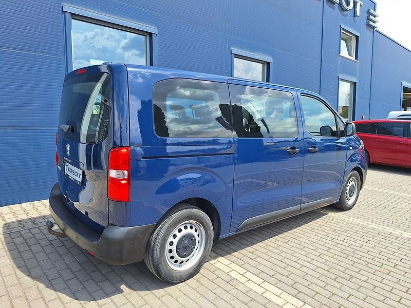 Peugeot Traveller (2017) Expert Combi L2 2.0 BHDi 150k - fotka 7 z 15