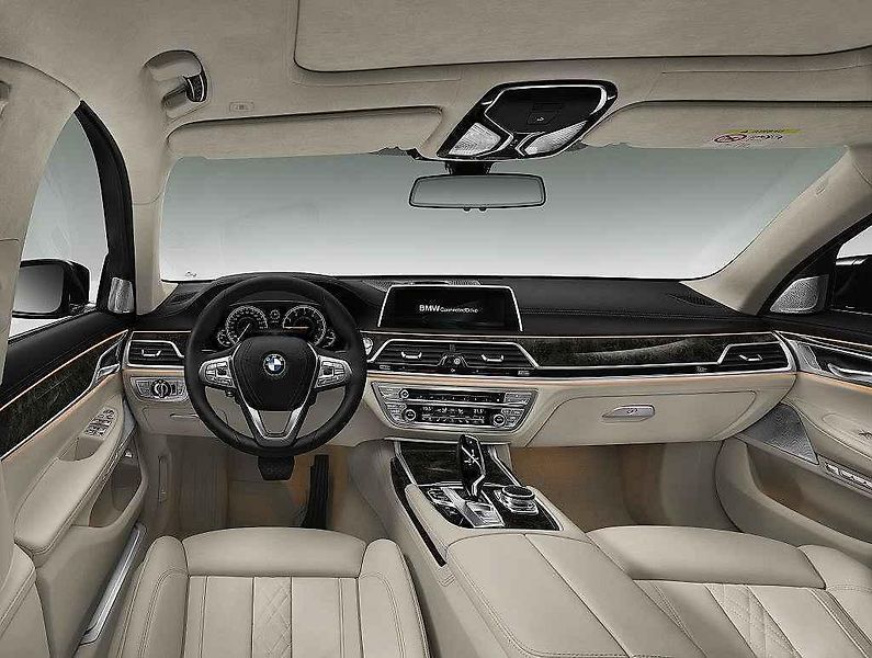 BMW řady 7.