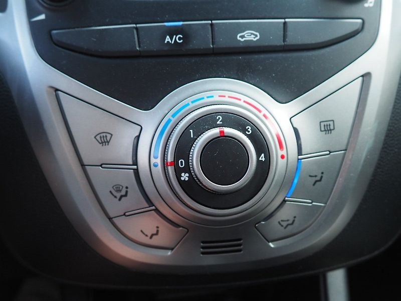 Hyundai ix20 (2014) 1.4 CVVT, Tažné - fotka 28 z 36