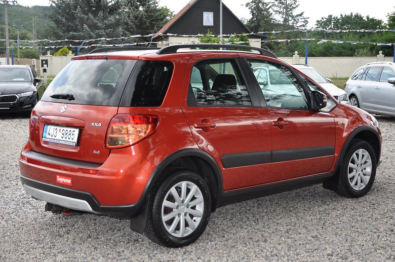 Suzuki SX4 1.6i 4WD - fotka 3 z 15