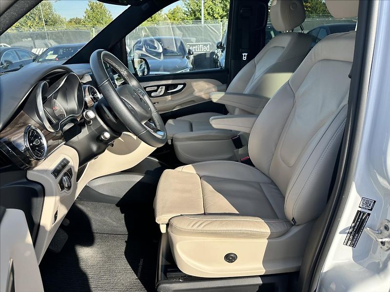 Mercedes-Benz Třídy V V 300d 4MATIC/L/AVANTGARDE - fotka 9 z 13