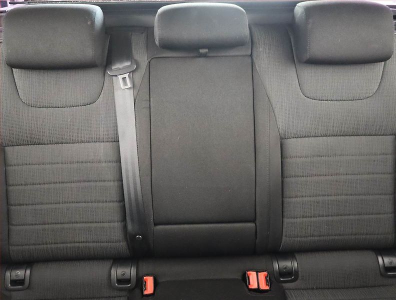 Škoda Octavia (2015) 1.6 TDI, Tempomat - fotka 10 z 19