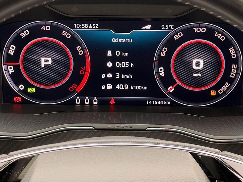 Škoda Superb (2021) Sportline 2.0 TSI 4x4 DSG - fotka 17 z 39
