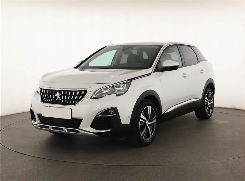 Peugeot 3008 (2020) 1.2 PureTech, ČR,1.maj - fotka 2 z 21