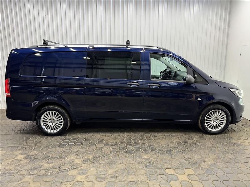 Mercedes-Benz Vito 119CDI 4MATIC MIXTO XL - fotka 10 z 37