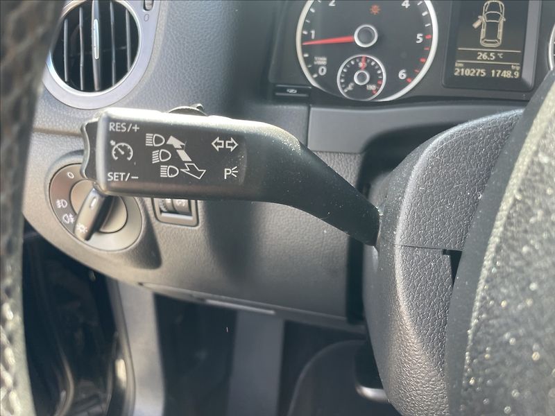Volkswagen Tiguan 2,0 TDi 100kw 4x4 DSG Panorama - fotka 15 z 33
