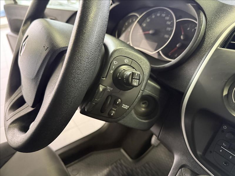 Renault Kangoo 1,5   ČR,DPH,SERVISKA,2.MAJITE - fotka 15 z 21