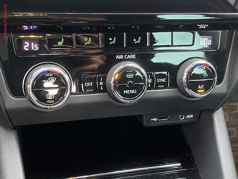 Škoda Octavia (2017) 2.0TDi, 2.maj,ČR, Style, DSG - fotka 15 z 18