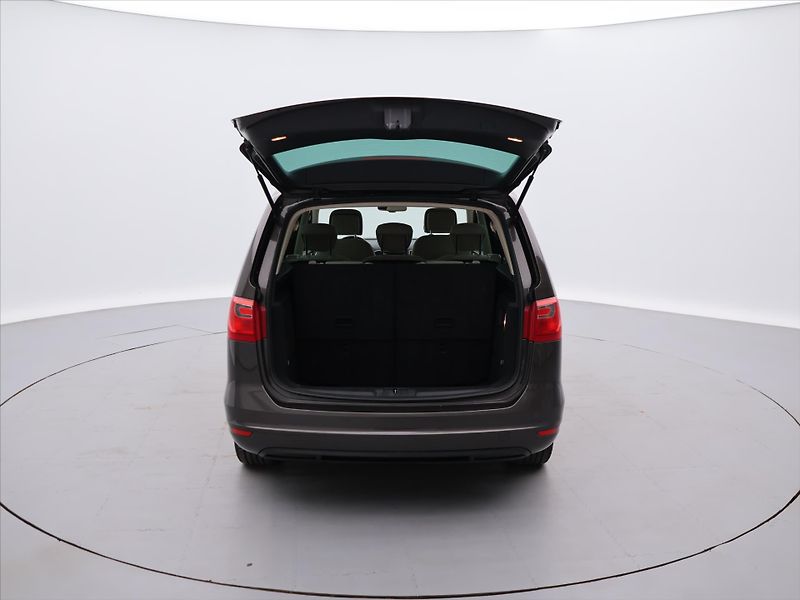 Seat Alhambra 2,0 TDI 103kW DSG Style 7-Míst - fotka 9 z 41