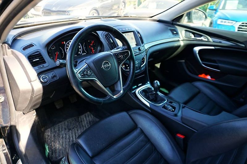 Opel Insignia (2016) COUNTRY 2,0 CDTI 125 kW - fotka 28 z 39