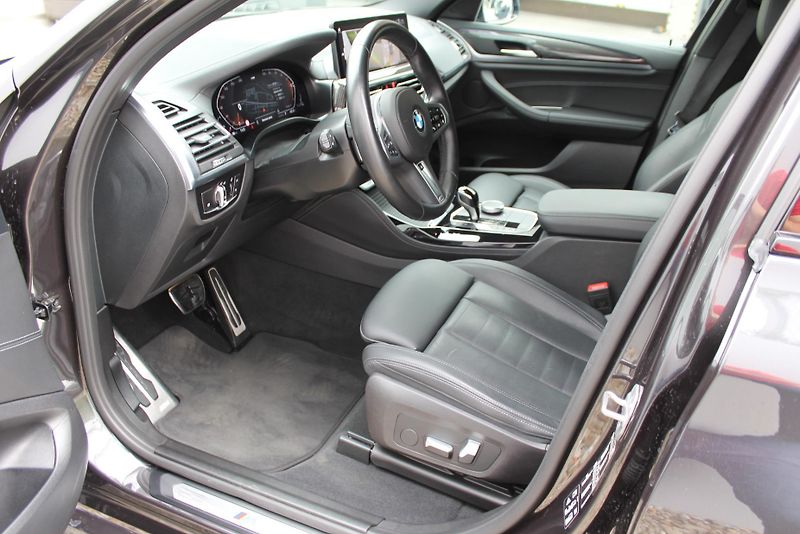 BMW X4 xDrive30d Mpaket - fotka 11 z 28