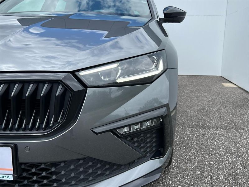 Škoda Scala 1,0 TSi 85 kW 7DSG MONTE CARLO - fotka 32 z 33