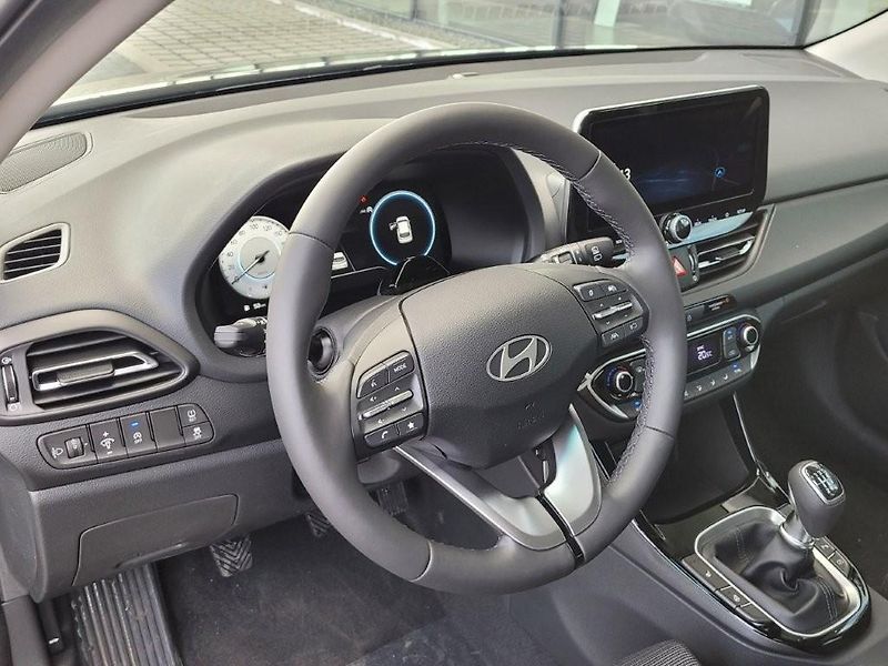 Hyundai i30 (2026) WG 1,0 T-GDI 85kW MT GO CZECH - fotka 13 z 28