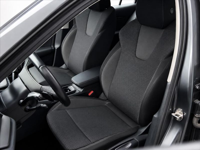 Škoda Octavia 2,0 TDI  EXECUTIVE DSG FP - fotka 9 z 10