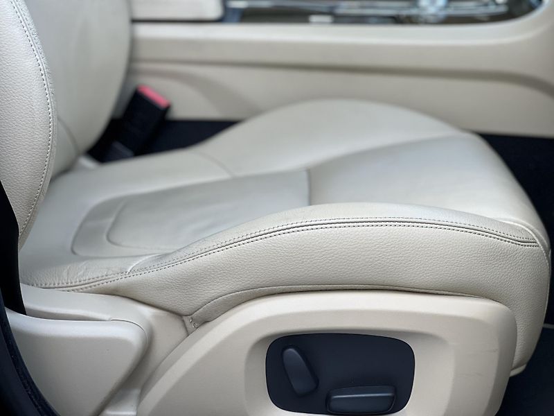 Jaguar XF 3.0D AUTOMAT KŮŽE NAVI KAMERA  - fotka 40 z 51