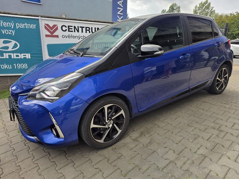 Toyota Yaris (2020) 1.5-1.MAJITEL-AUTOMAT-KAMERA - fotka 4 z 15
