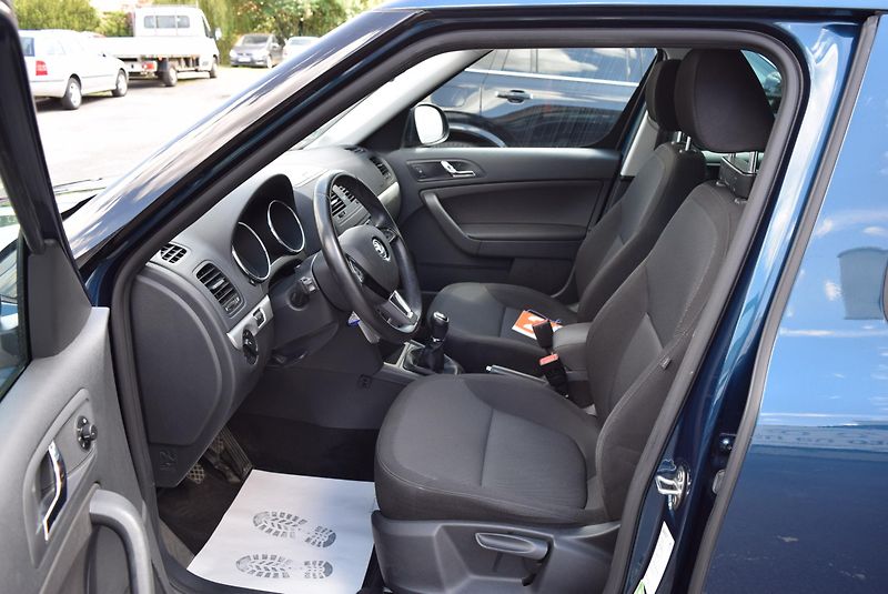 Škoda Yeti (2017) 1.4TSI 92kw AMBITION TAŽNÉ APP - fotka 19 z 44
