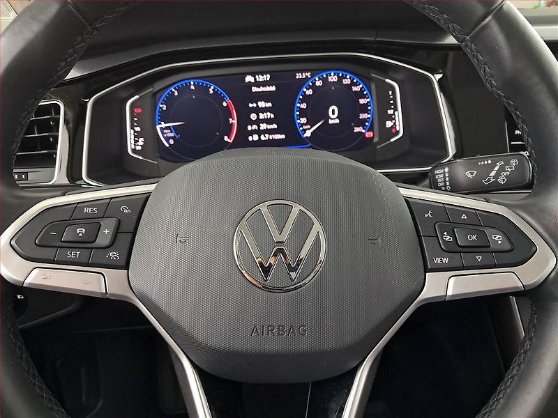 Volkswagen Taigo (2023) 1.0 TSI - fotka 19 z 27
