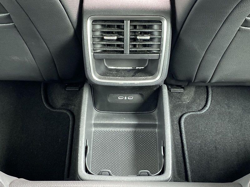Škoda Octavia (2025) Combi 2.0 TDI DSG Top Selectio - fotka 28 z 38