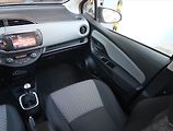 Toyota Yaris (2015) 1.33 Dual VVT-i, Serv.kniha - náhled 8
