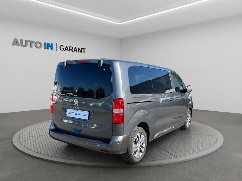 Peugeot Traveller (2021) ALLURE L2 2.0 BlueHDi 106kW, Č - fotka 6 z 29