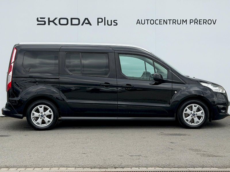 Ford Tourneo Connect (2017) 1.5 TDCi 88kW Titanium 7 míst - fotka 31 z 35