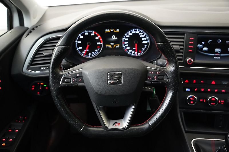 Seat Leon - fotka 18 z 26