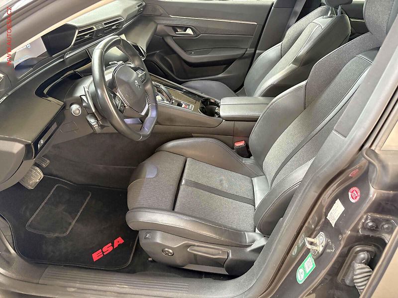 Peugeot 508 (2023) 1.5 HDi, Allure, AT, LED - fotka 9 z 15