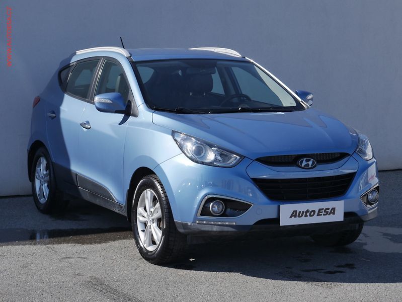 Hyundai ix35 (2013) 1.7CRDi, ČR, Trikolor, autoAC - fotografie inzerátu