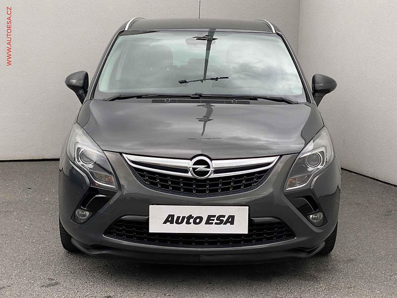 Opel Zafira (2016) 1.6 CDTi, Drive, kamera - fotka 2 z 19