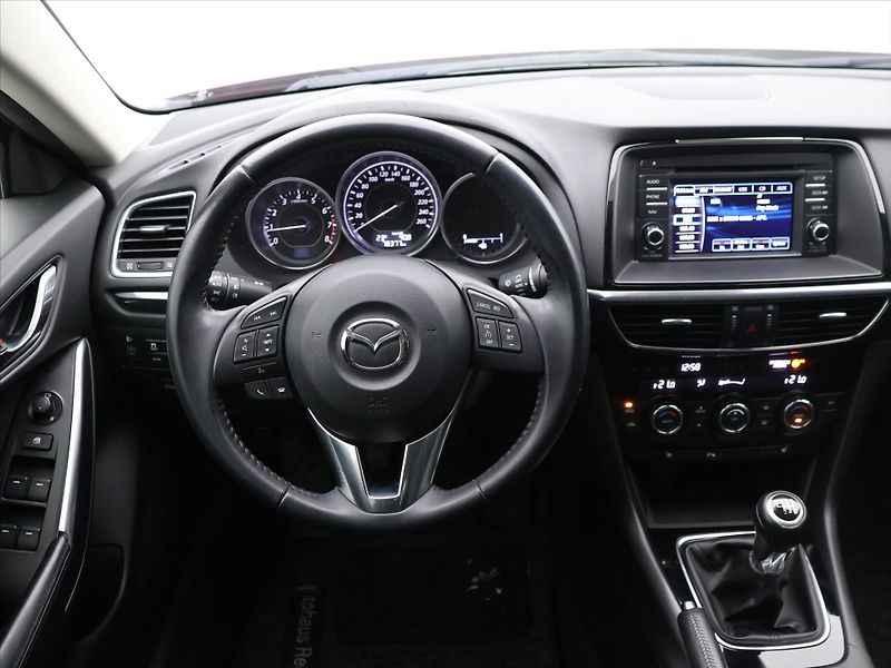 Mazda 6 2.0 107kW Center-Line - fotka 16 z 30