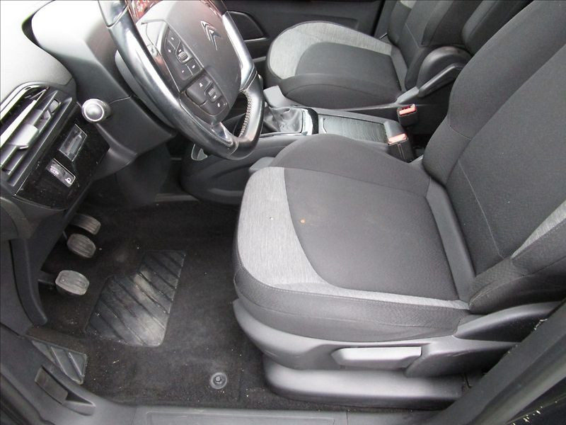 Citroën Grand C4 Picasso 2.0HDi aut. Klima, 7 míst - fotka 11 z 50