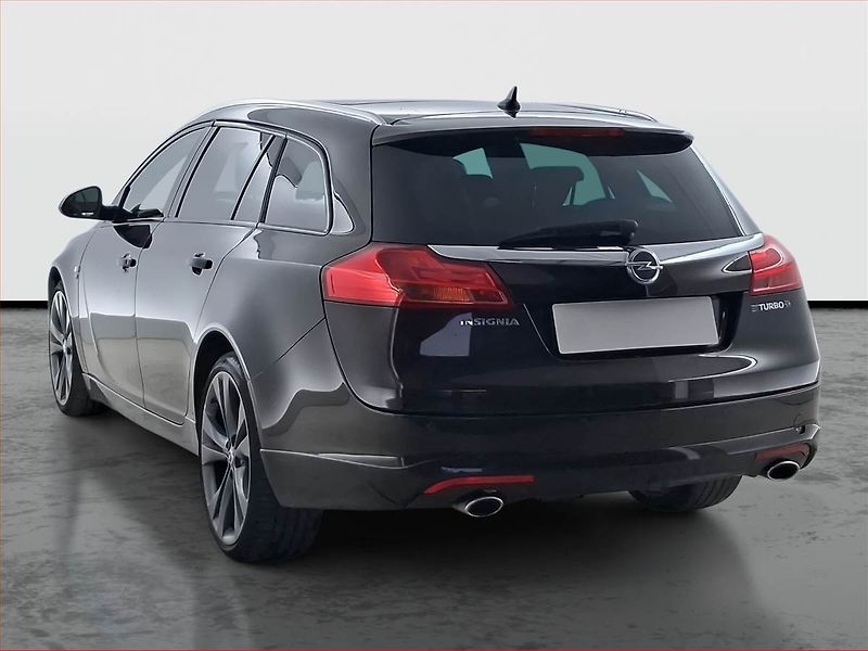 Opel Insignia (2012) 2.0 BiTurbo CDTI, 4X4 - fotka 4 z 26