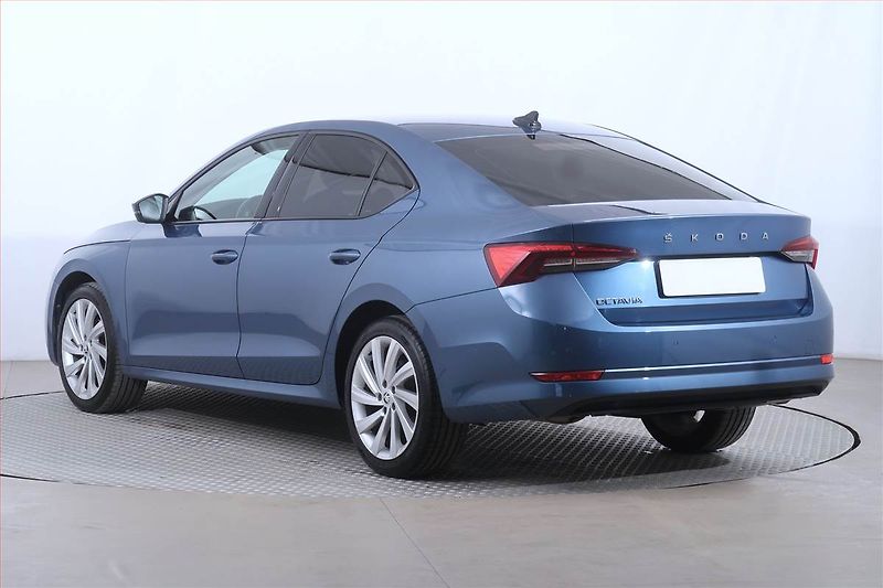 Škoda Octavia (2021) 1.5 TSI - fotka 4 z 23