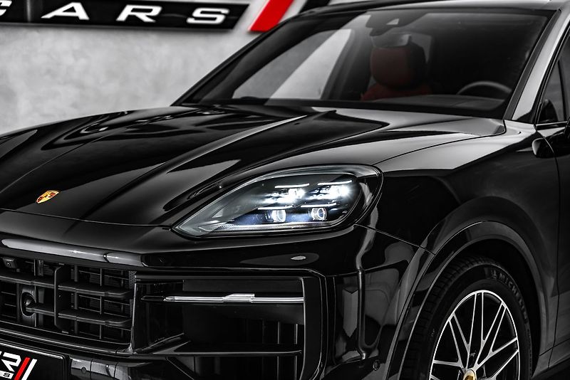 Porsche Cayenne black edition, soft Bose, PASM - fotka 9 z 26