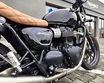 Triumph Street Twin (2017) 900 + brašny - náhled 10