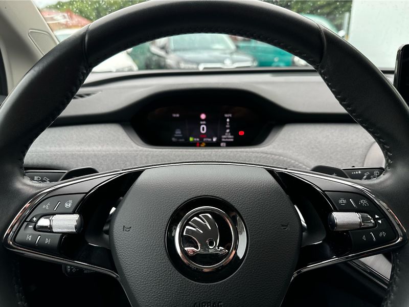 Škoda Enyaq iV 60 132/62 E1H SoH87% - fotka 15 z 27