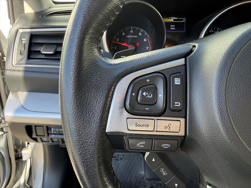 Subaru Outback 2,5 Comfort - fotka 12 z 19