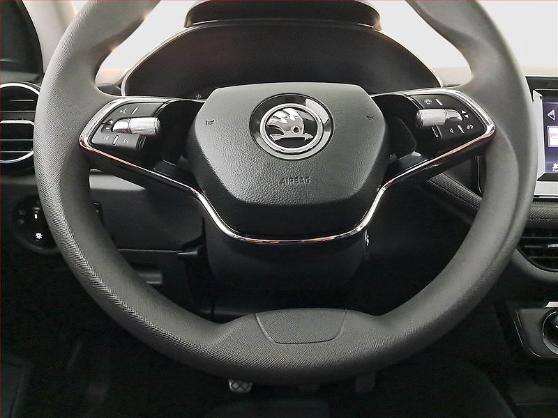 Škoda Fabia (2023) Ambition 1.0 TSI, ČR,1.maj - fotka 16 z 16