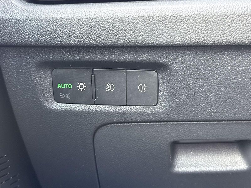 Škoda Octavia (2023) Combi 2.0 TDI 4x4 DSG Ambition - fotka 16 z 31