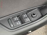 Audi A4 (2019) 2.0TDi, AT, LED, navi - náhled 11