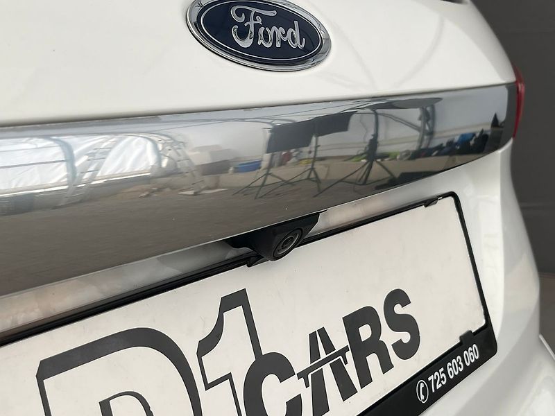 Ford S-MAX 2.0 EB Titanium LED manuál - fotka 36 z 58