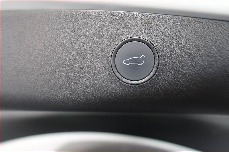 Tesla Model 3 (2020) Long Range 4WD 78kWh - fotka 15 z 22
